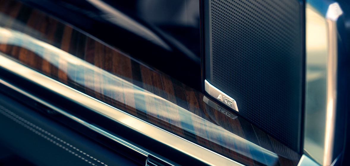 Escalade - V 2025 Tecnologia Features