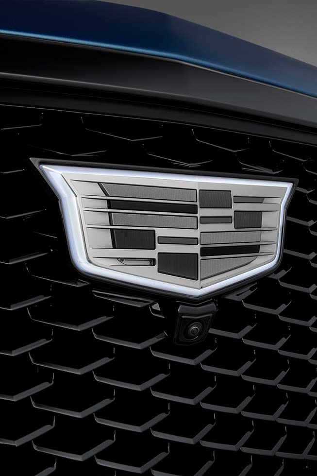 Emblema de Cadillac iluminado en color negro, Escalade 2025