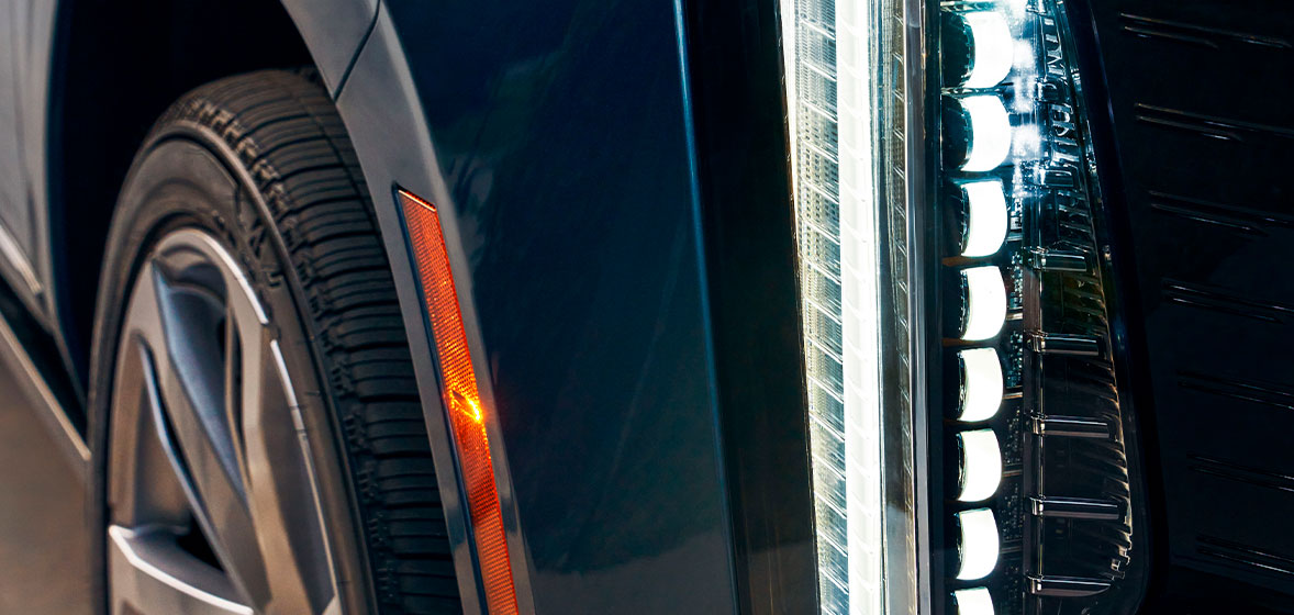 Nueva iluminación coreografeada en tu camioneta de lujo, Cadillac Escalade 2025