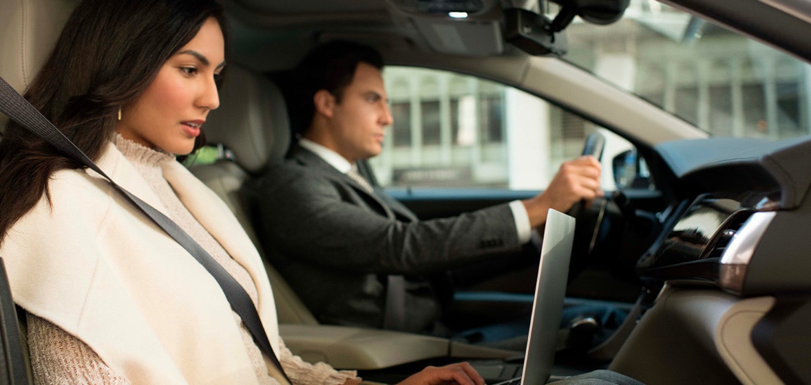 OnStar 4G LTE en tu Cadillac XT4 2025
