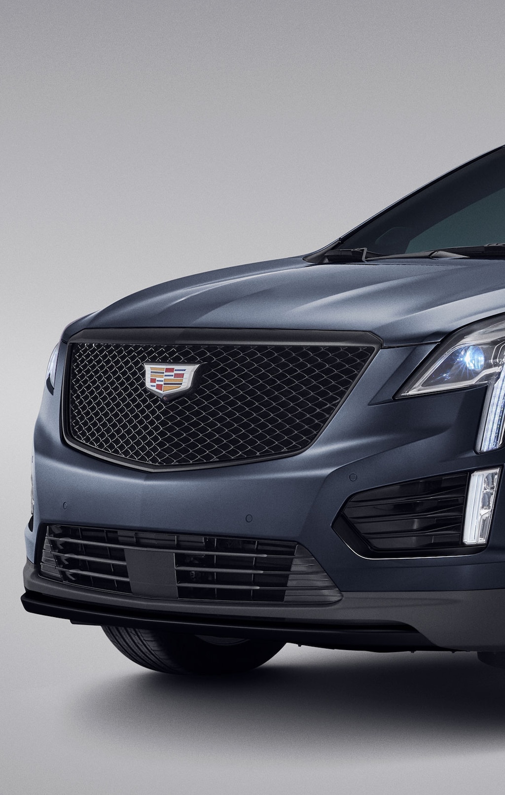 Parrilla color negro con cámara integrada para tu Cadillac XT5 2024, SUV de lujo