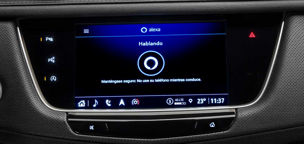 Cadillac Escalade-V 2024 cuenta con pantalla curva OLED de 38.3 pulgas. Tu camioneta grande de lujo ofrece una experiencia con tecnología de vanguardia