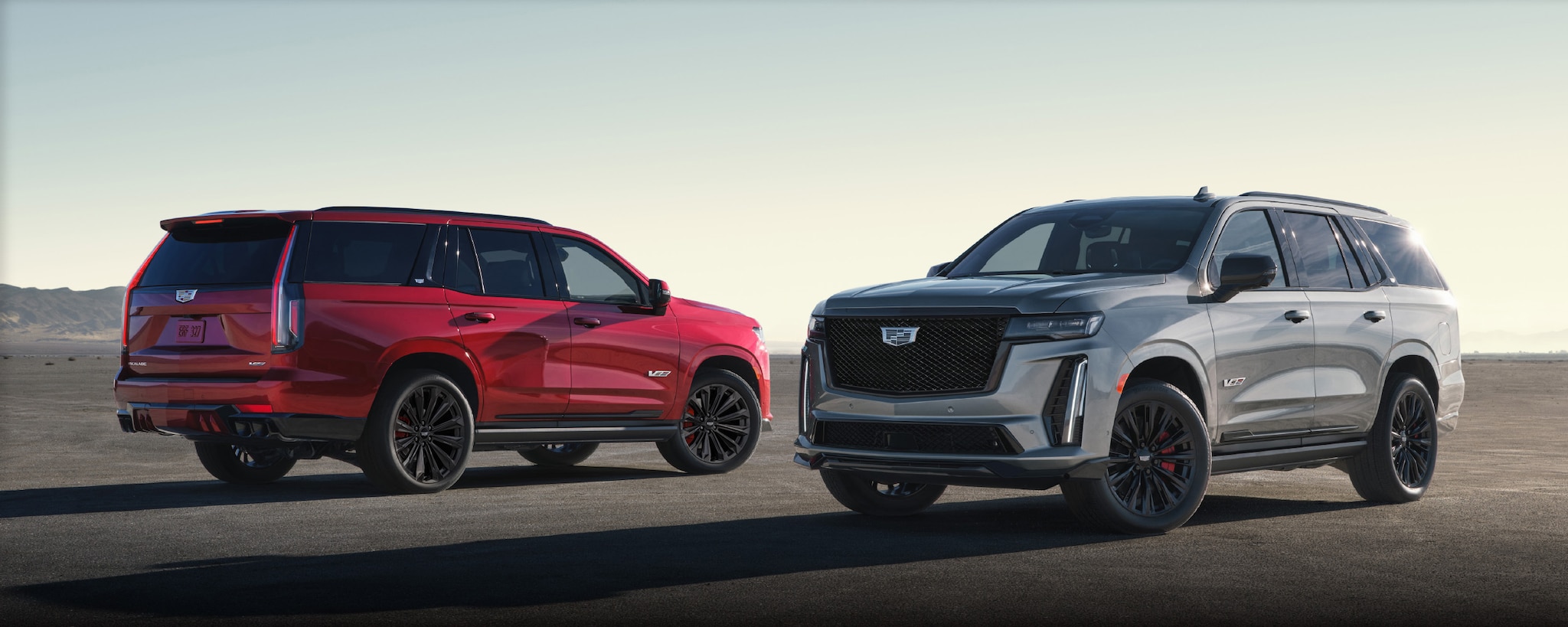 Descubre los exclusivos precios y promociones disponibles para que estrenes tu próxima Cadillac Escalade-V 2026, camioneta grande de lujo