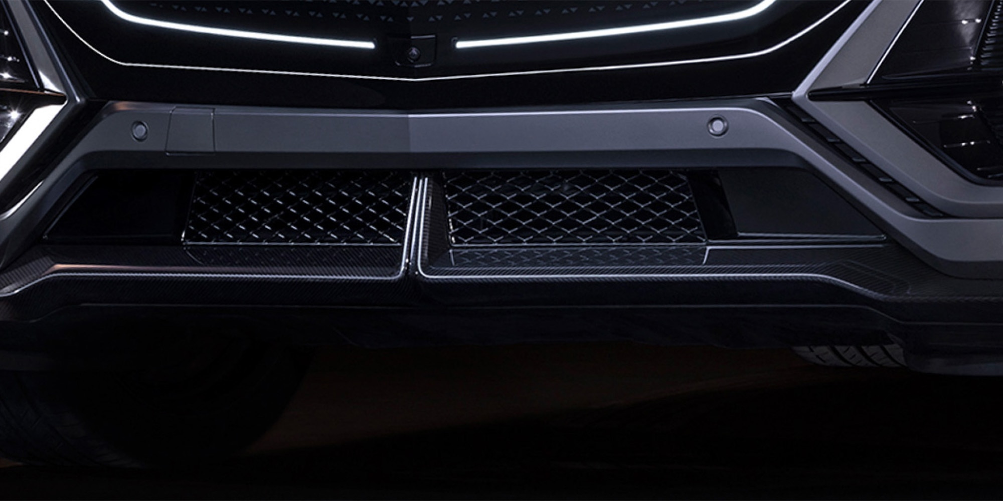 Diseño de fascia interior de la nueva Cadillac Lyriq-V