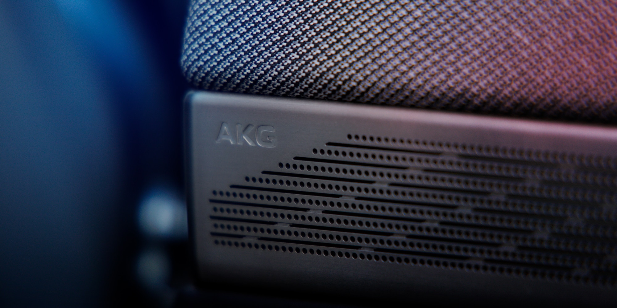  Cadillac OPTIQ 2026 con 19 bocinas AKG Studio